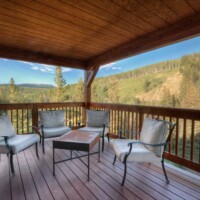 flat-tops-hunting-cabin-upper-deck